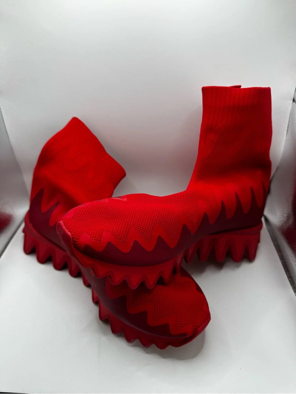 NEW Christian Louboutin Sharky Sock Knit Sneakers Red EU 44.5 US 11.5 Loubishark